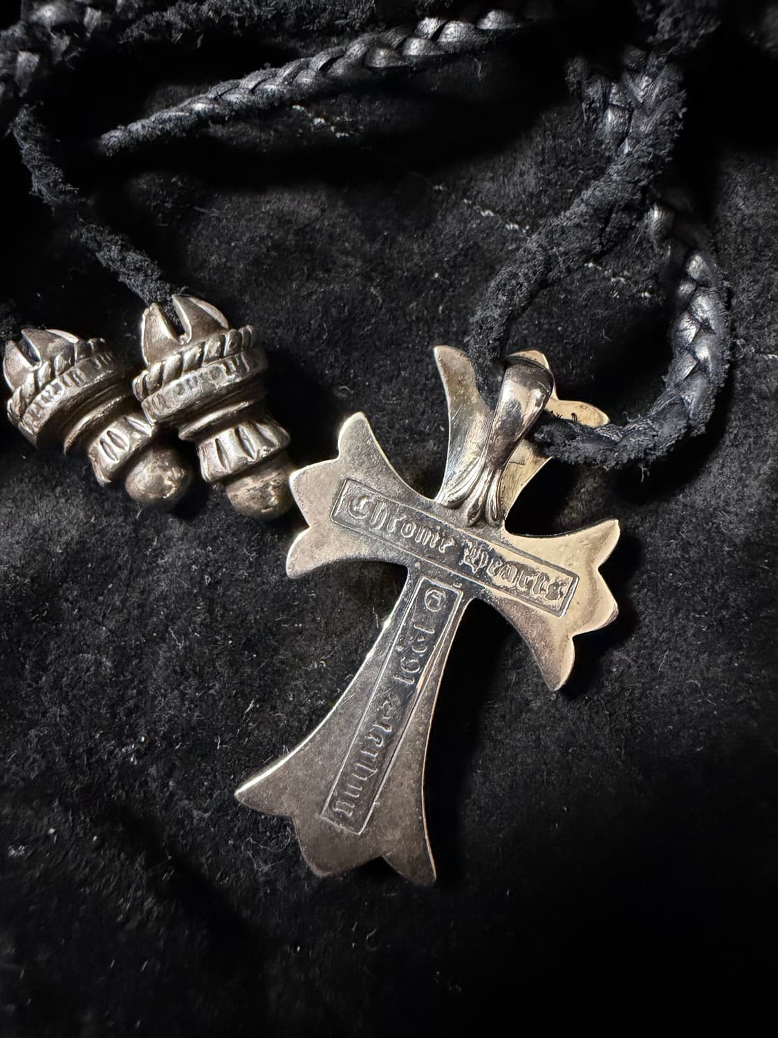 크롬하츠 CH 크로스 펜던트 가죽 목걸이 레더 펜던트 상품이미지3