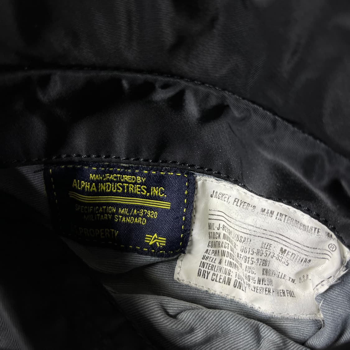 Alpha Industries MA-1 Flight Jacket 상품이미지5