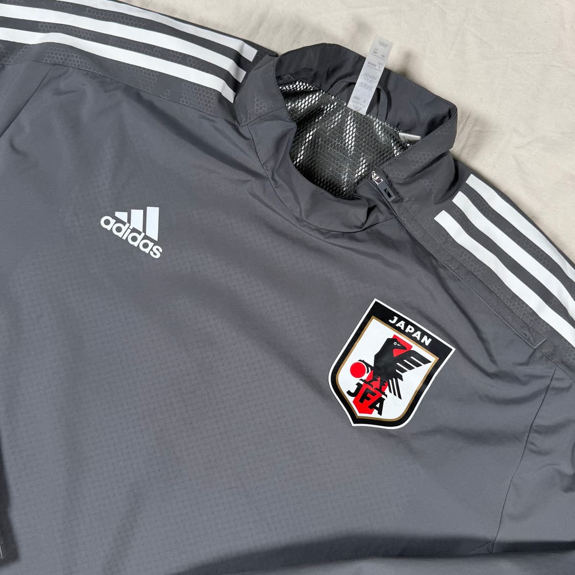 21 아디다스 일본 축구 국가대표 하이브리드탑 웜업 바람막이 상품이미지2