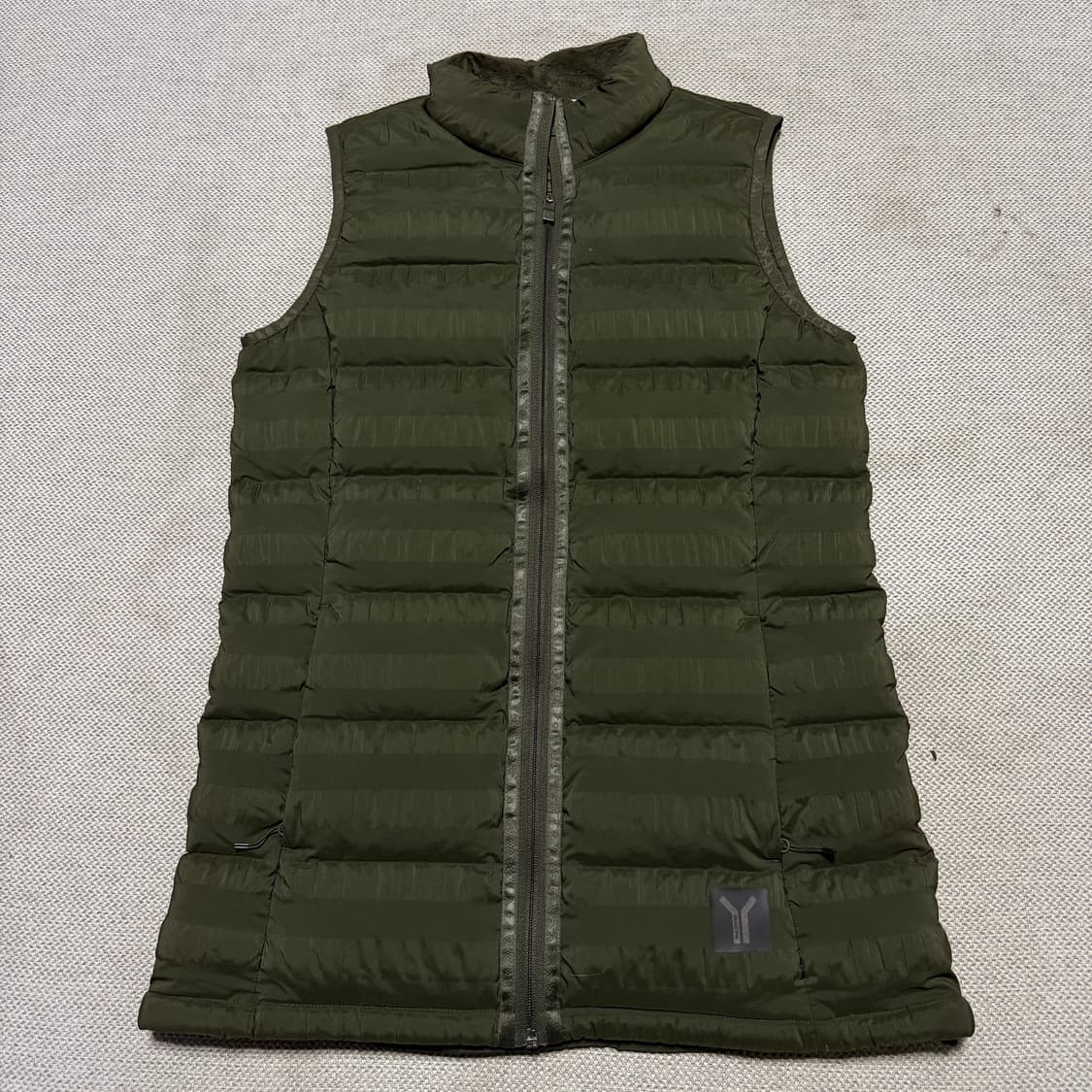 블랙야크 경량 다운 패딩조끼 상품이미지1