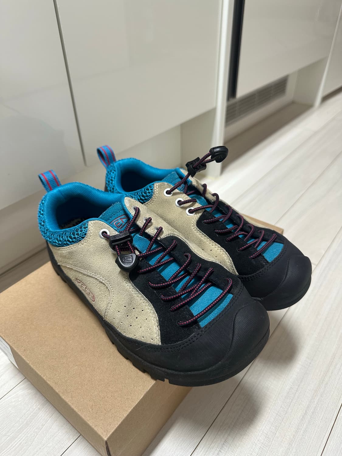 Keen 스니커즈 상품이미지1