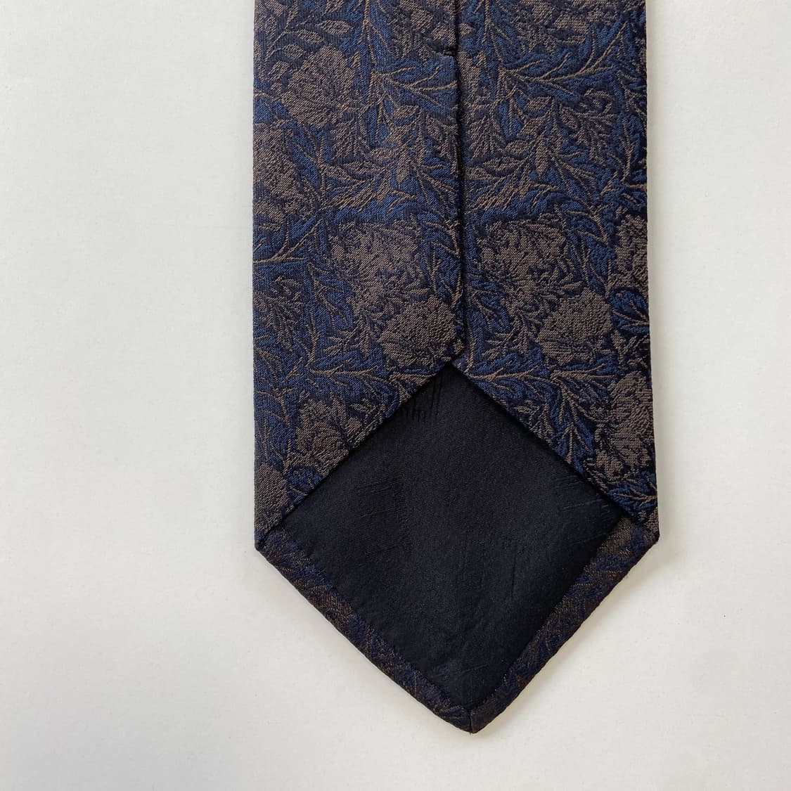 던힐(dunhill) 명품 정품 넥타이 8.8cm 상품이미지7