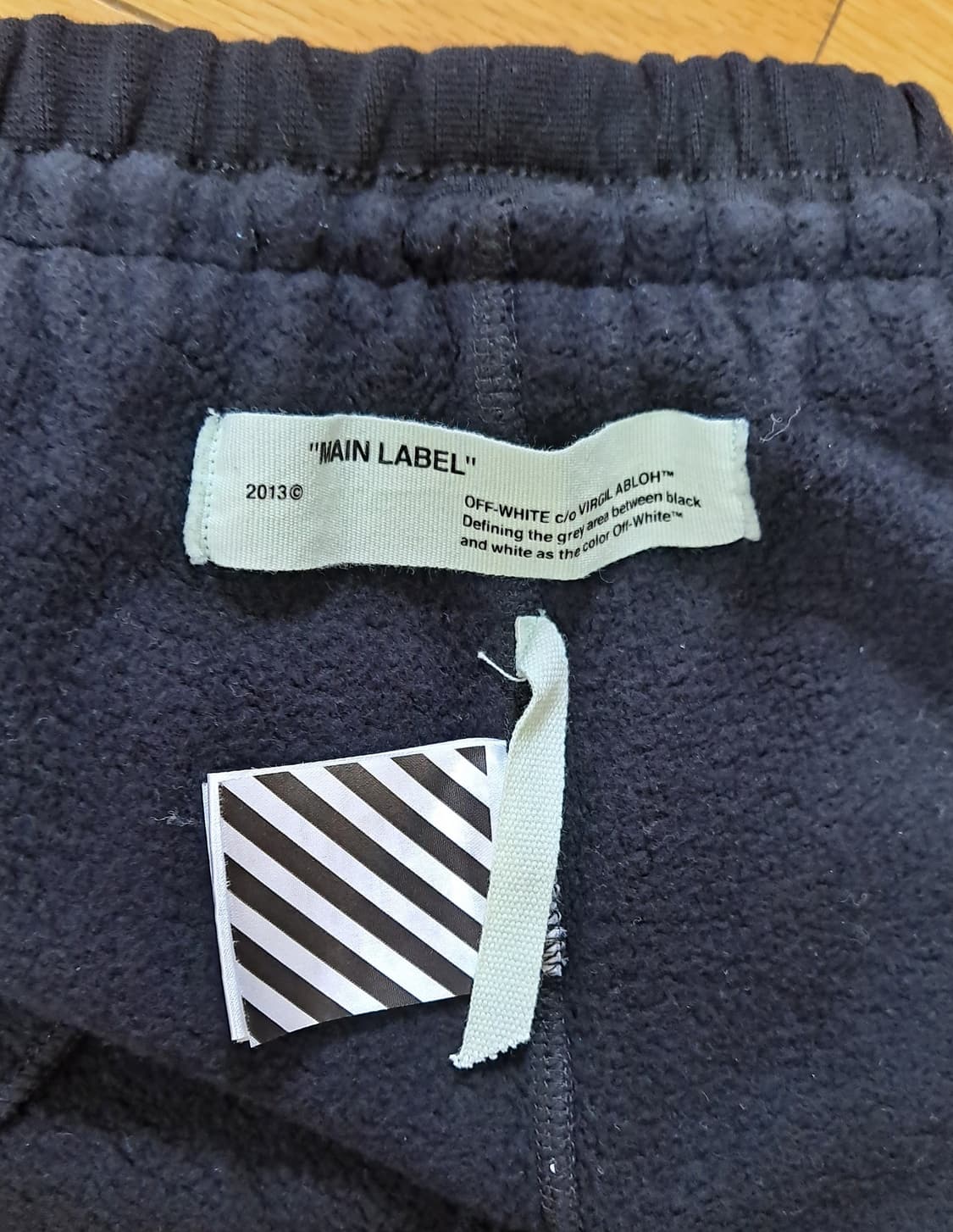 OFF WHITE 오프화이트 정품 유니섹스 트레이닝바지 상품이미지4