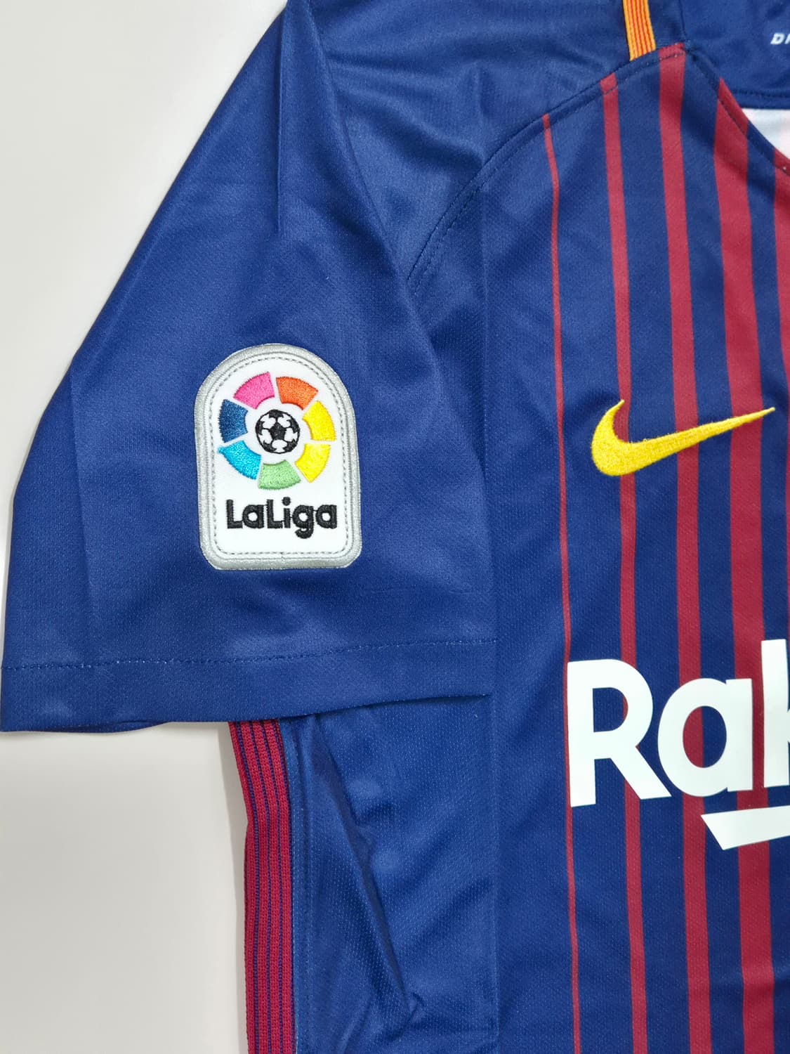 17-18 바르셀로나 홈 이니에스타 마지막 시즌 유니폼 M사이즈 상품이미지5