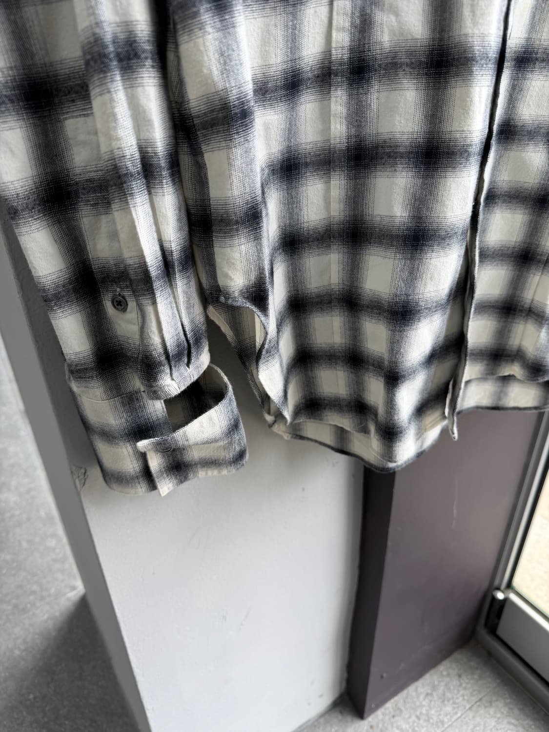 48/ 솔리드옴므 견장 디테일 플란넬 셔츠자켓 상품이미지7