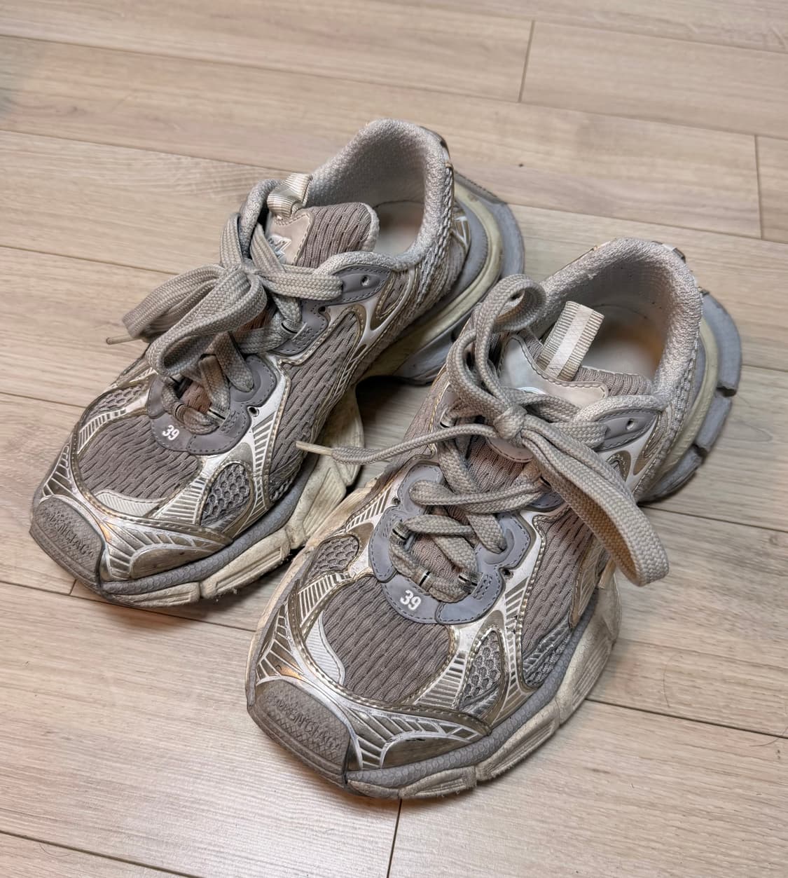 발렌시아가 3xl 에그쉘 39 상품이미지2