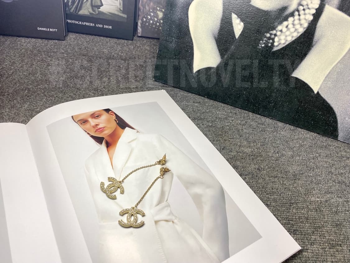 샤넬 CC 진주 드롭 이어링 상품이미지2