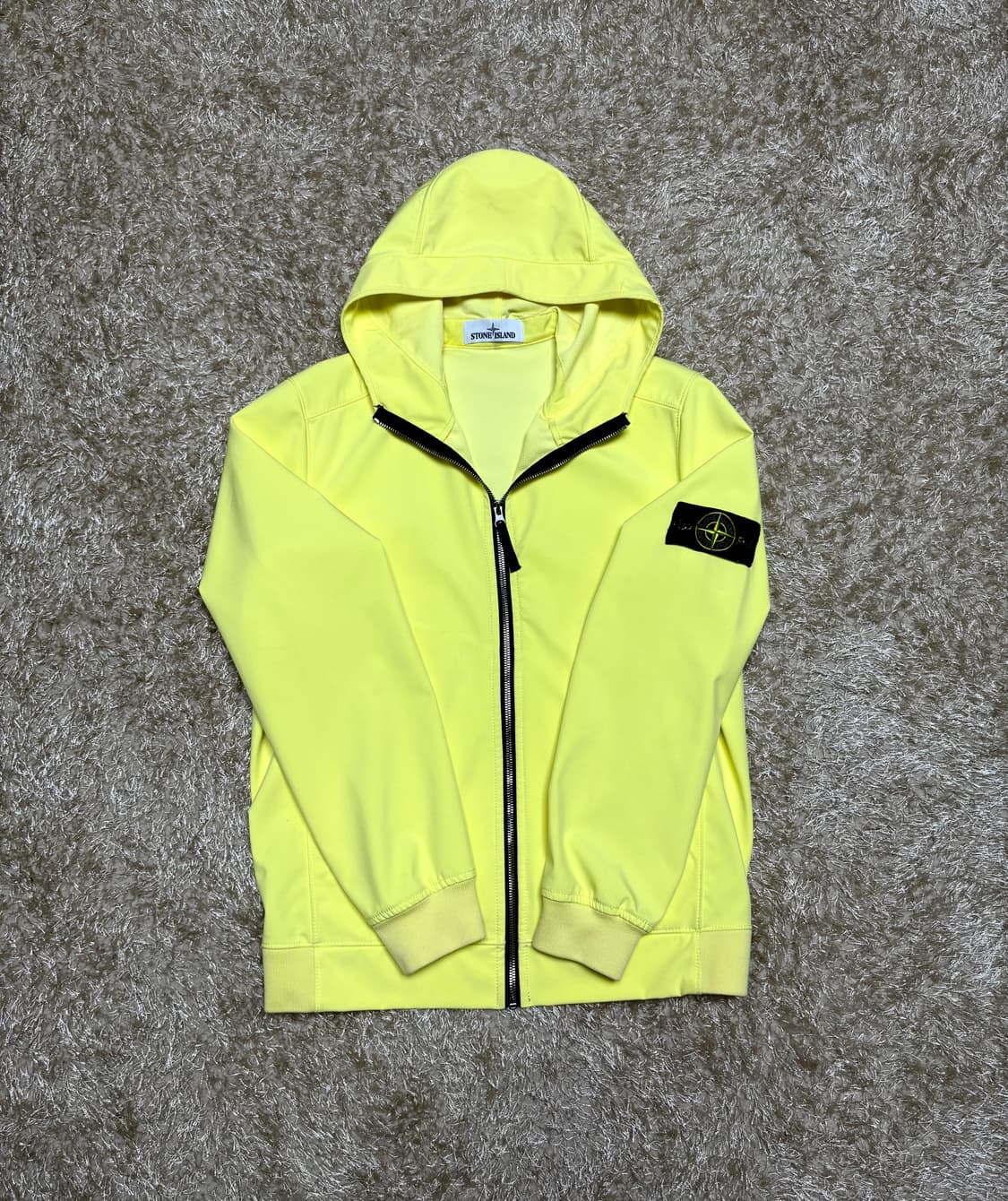 스톤아일랜드 라이트 소프트쉘 자켓 상품이미지2