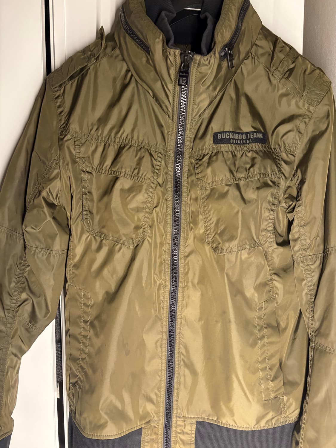 버카루 아우터 판매합니다  상품이미지1