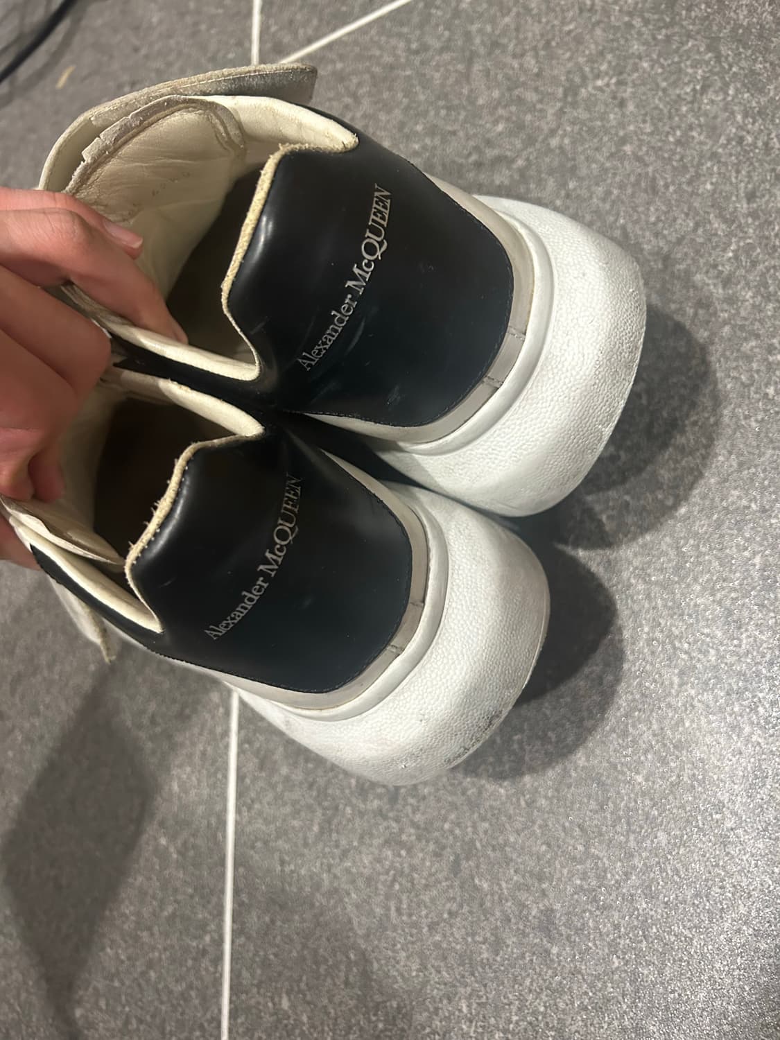 알렉산더 맥퀸 남성 찍찍이모델 44.5 상품이미지1