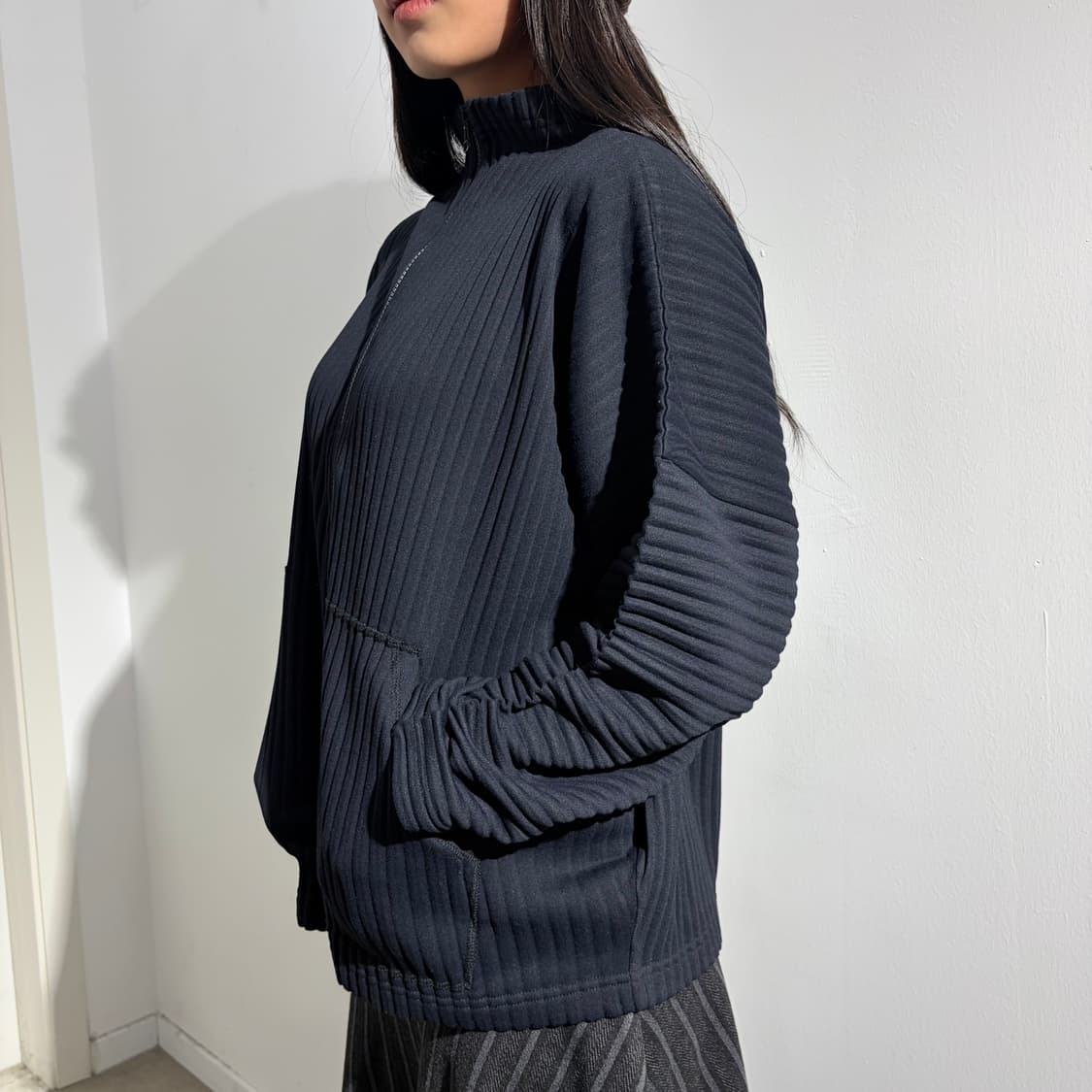 me ISSEY MIYAKE 플리츠 블랙 자켓 상품이미지2