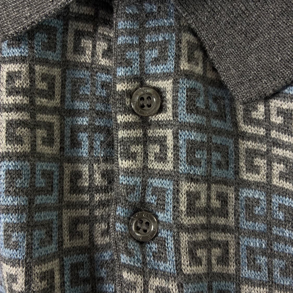 Givenchy  지방시 모노그램 울 스웨터 상품이미지4