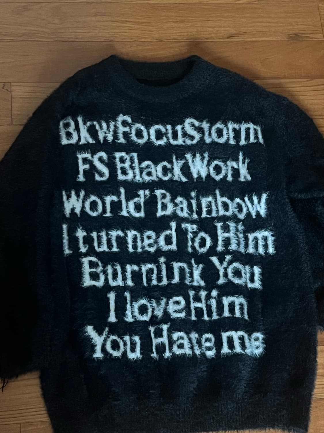 빈티지 레터링 앙고라 니트 상품이미지1