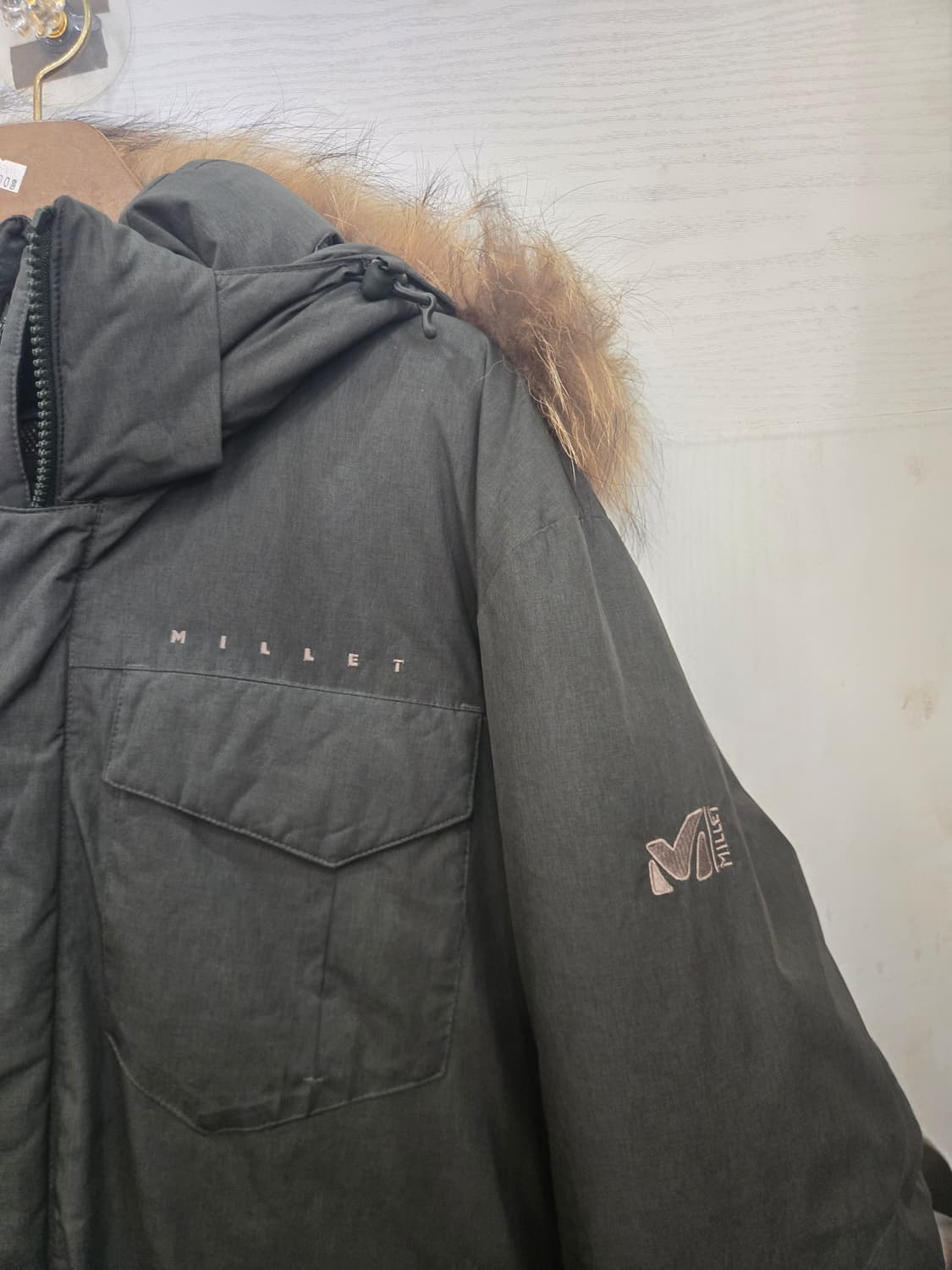 100,L) MILLE 밀레 덕다운패딩! 카키색상! 모자털천연모피 상품이미지3