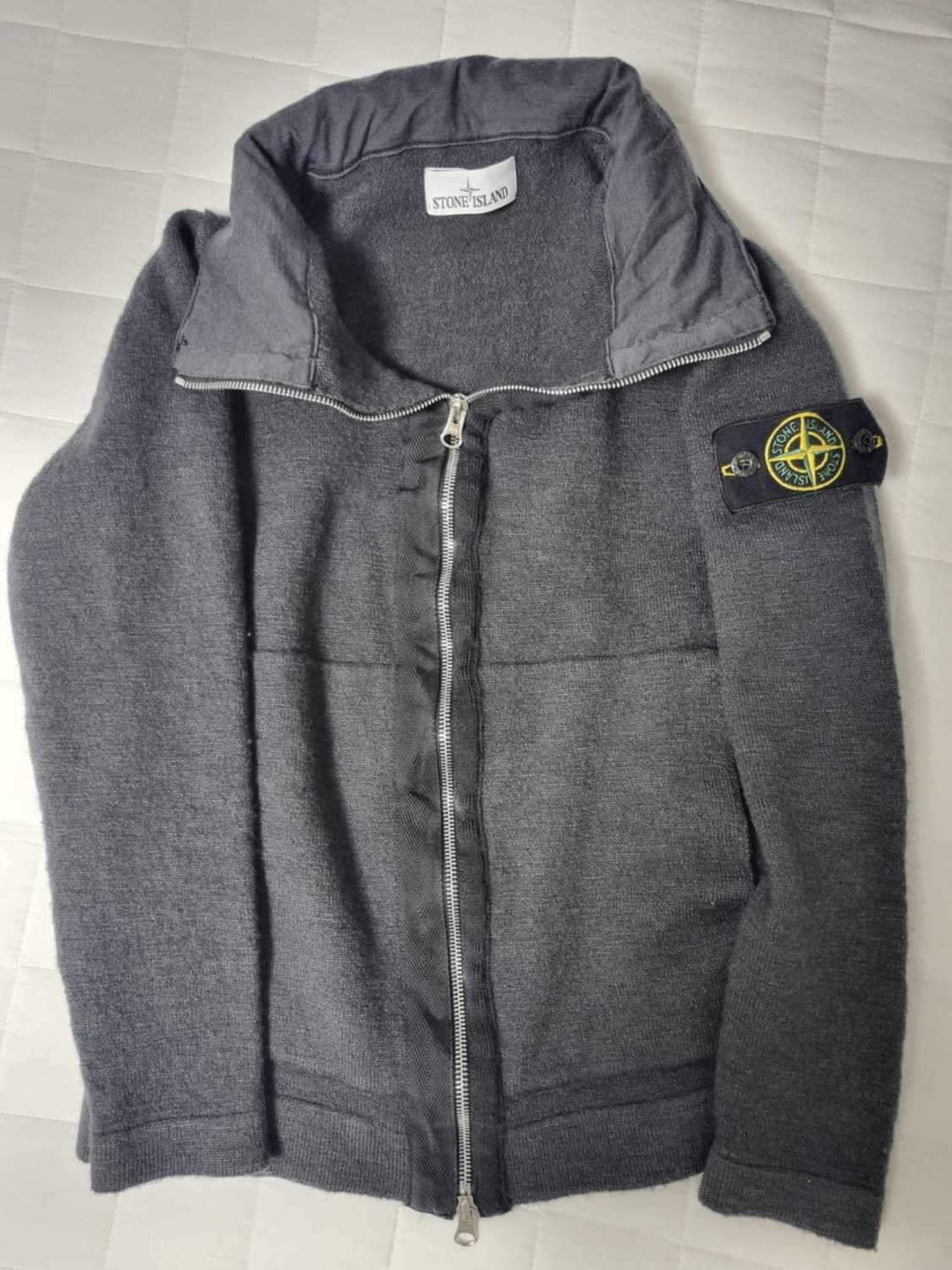 정품 스톤아일랜드 니트 후드집업(모자있음) 상품이미지1