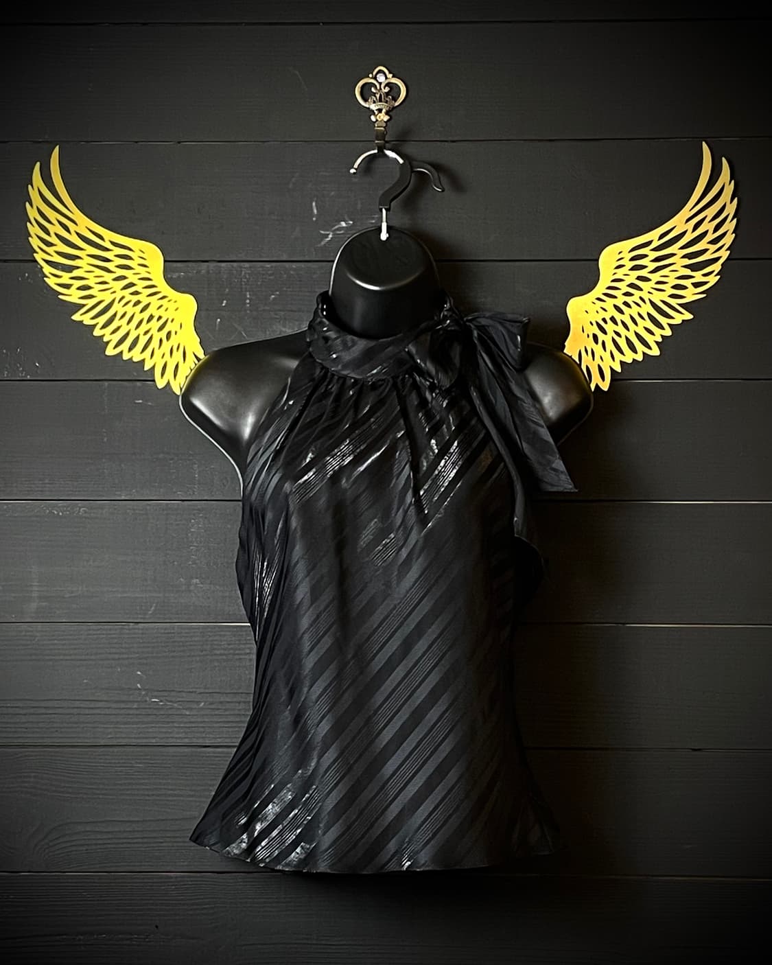 JPN 글리터 사선 라인 갸루 리본 블랙 슬리브리스 탑 상품이미지1