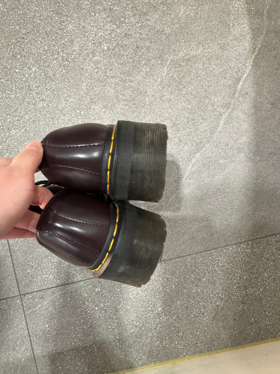 닥터마틴 쿼드 버건디 uk4 상품이미지6