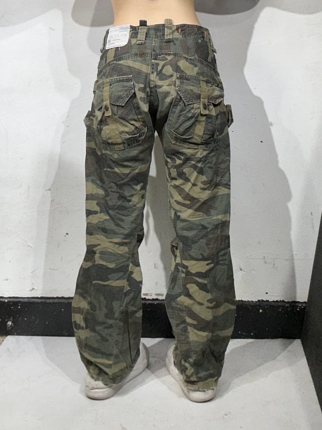 빈티지 베이지 립스타 포켓 디테일 카모 와이드 카고 팬츠 M 상품이미지3