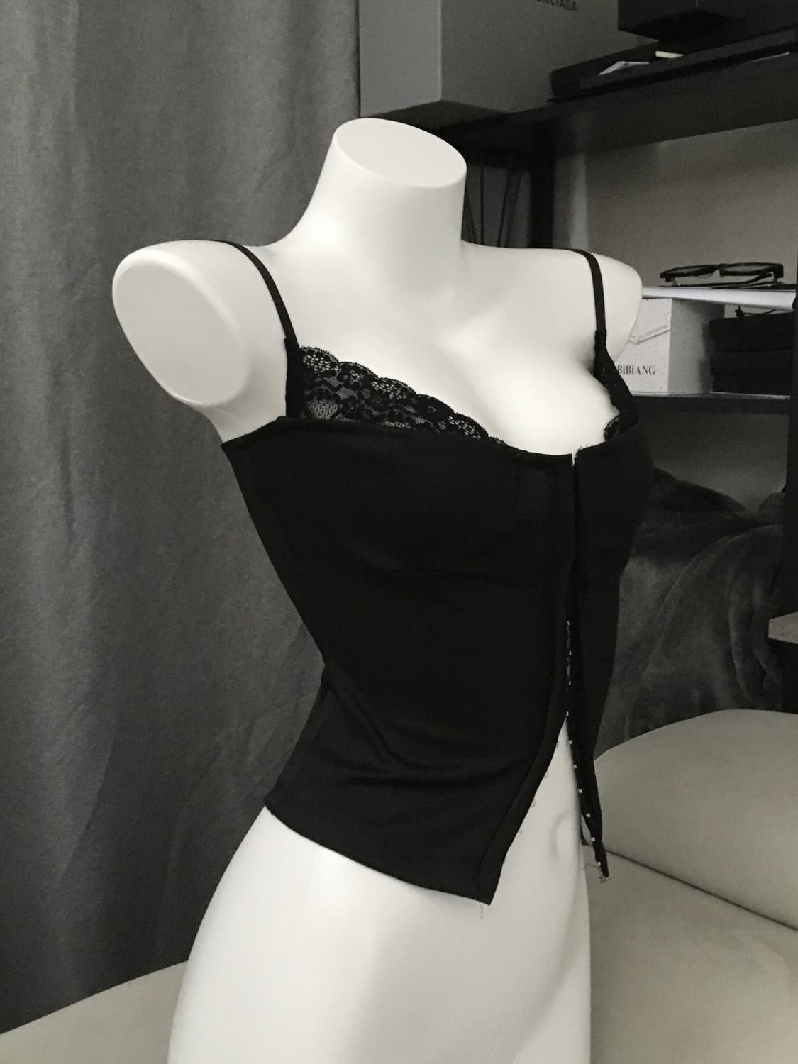 ༒ Black Lace Point Sleeveless 상품이미지2