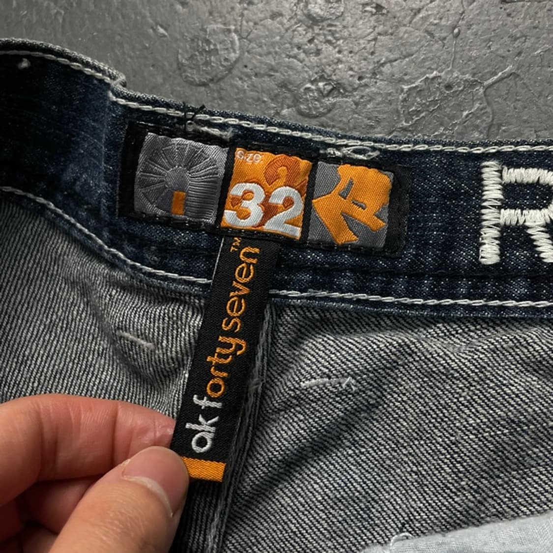 32 아카데믹스 Y2K 데님팬츠  상품이미지3