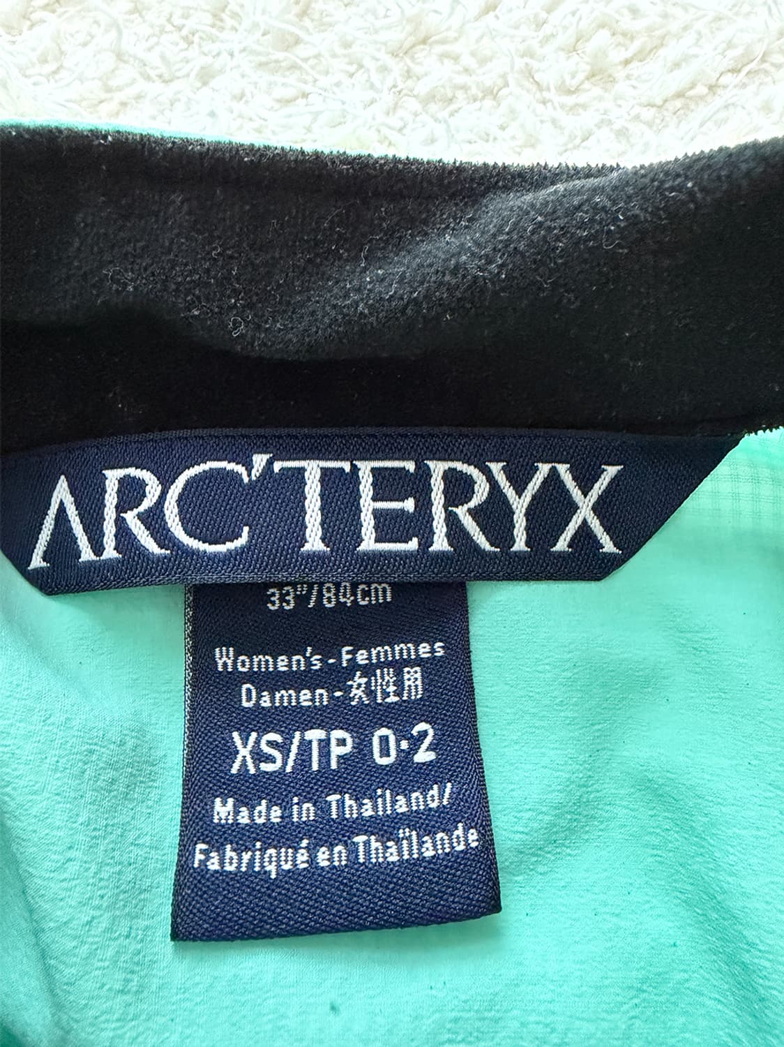 아크테릭스 민트 바람막이 상품이미지5