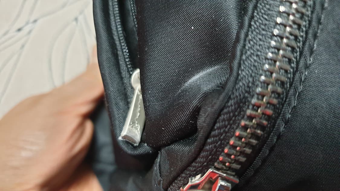 만다리나덕 블랙 크로스백 ORE ORT23651 상품이미지5