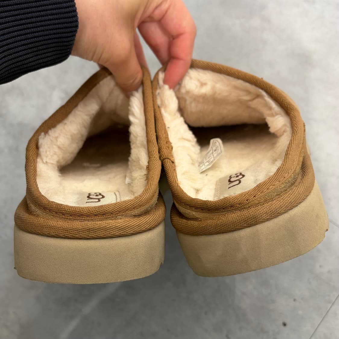 240 어그 클래식 우먼스 슬립온 뮬 슬리퍼  상품이미지8