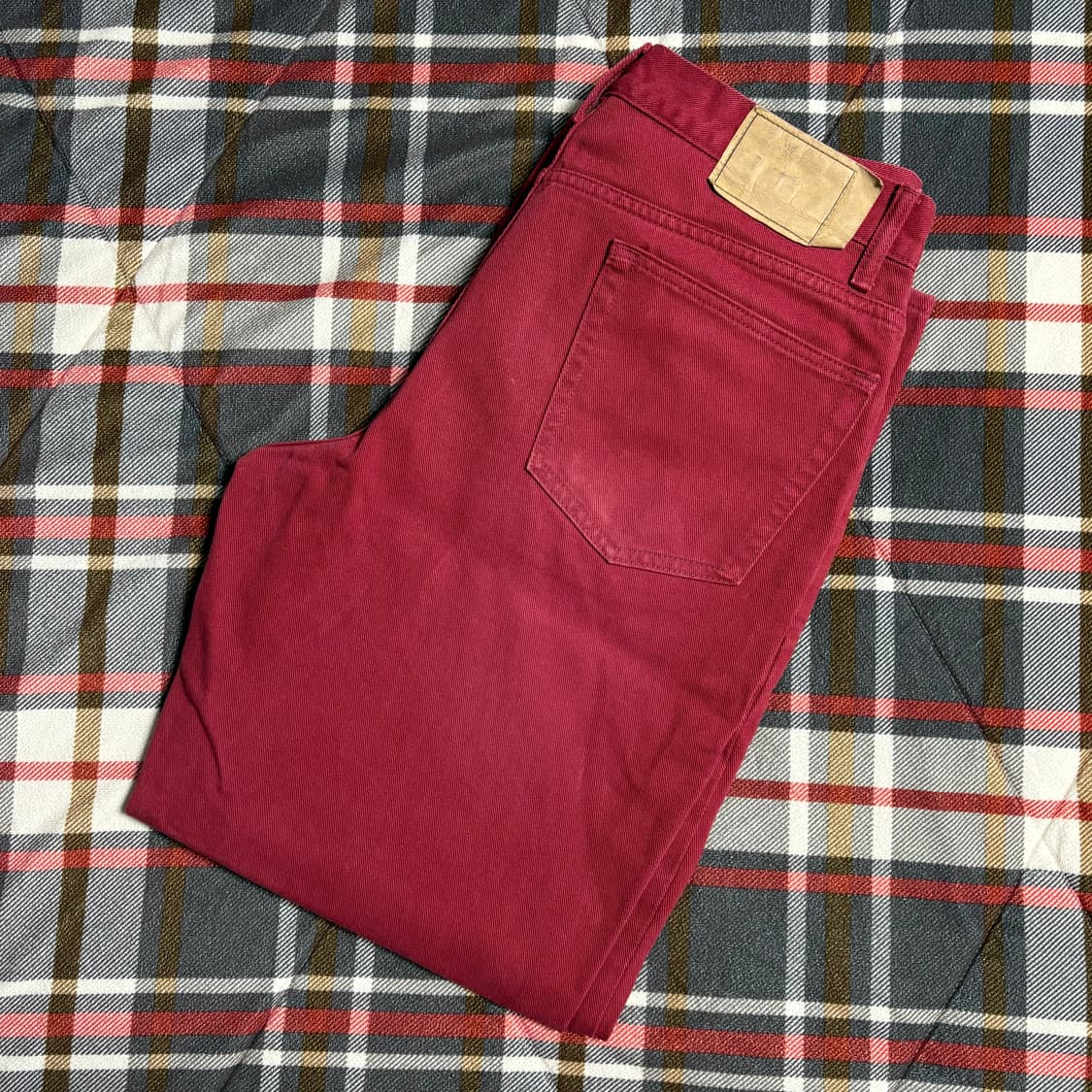 디스이즈네버댓 레귤러진 레드 상품이미지2