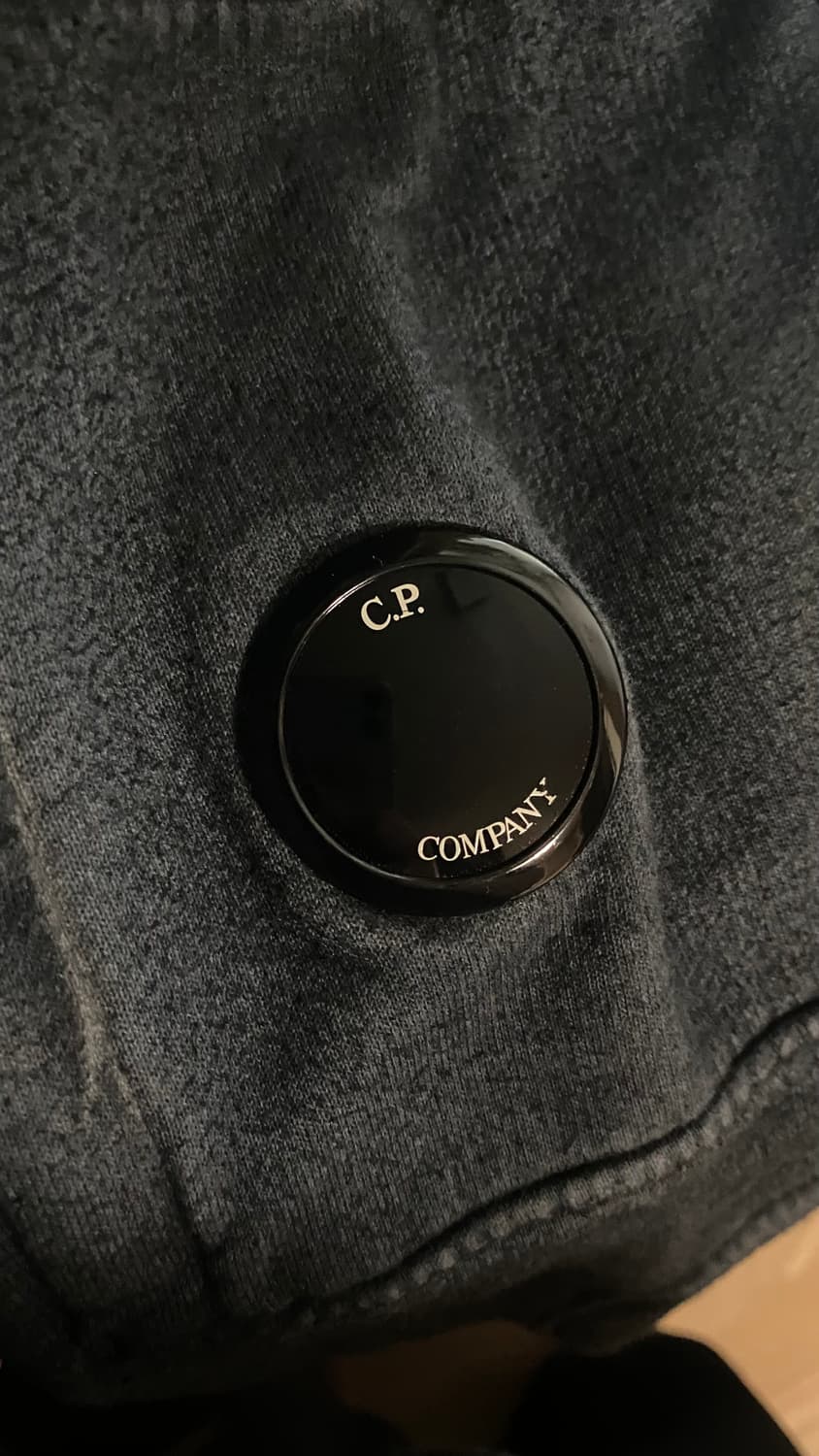 CP 컴퍼니 프리즘 팜오버 후드티 차콜 (L) 상품이미지3