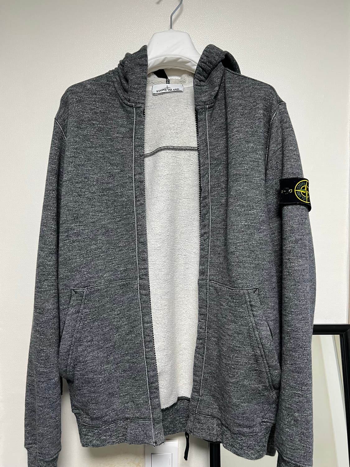 스톤아일랜드 슬럽 후드집업 상품이미지2