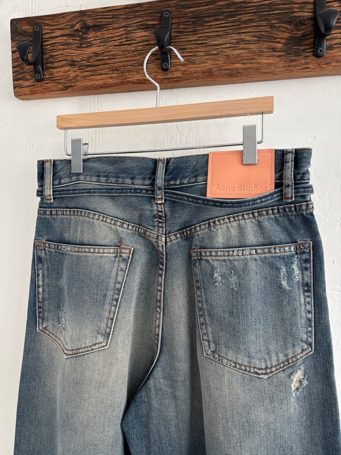 Acne Studio 아크네스튜디오 디스트레스드 데님 팬츠  상품이미지7