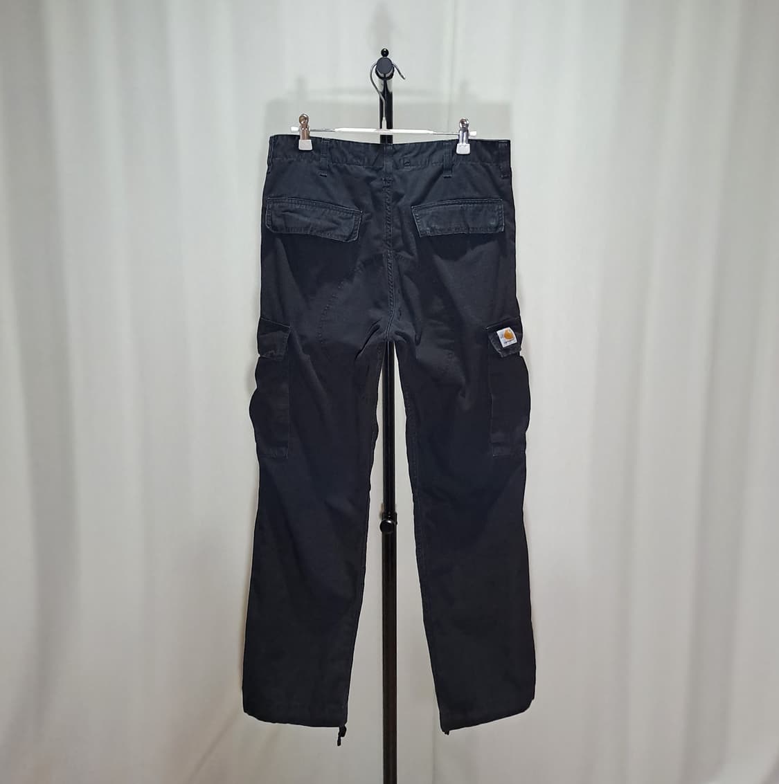 (택포) 칼하트 WIP 블랙 레귤러 카고 팬츠 31X32 B726 상품이미지4