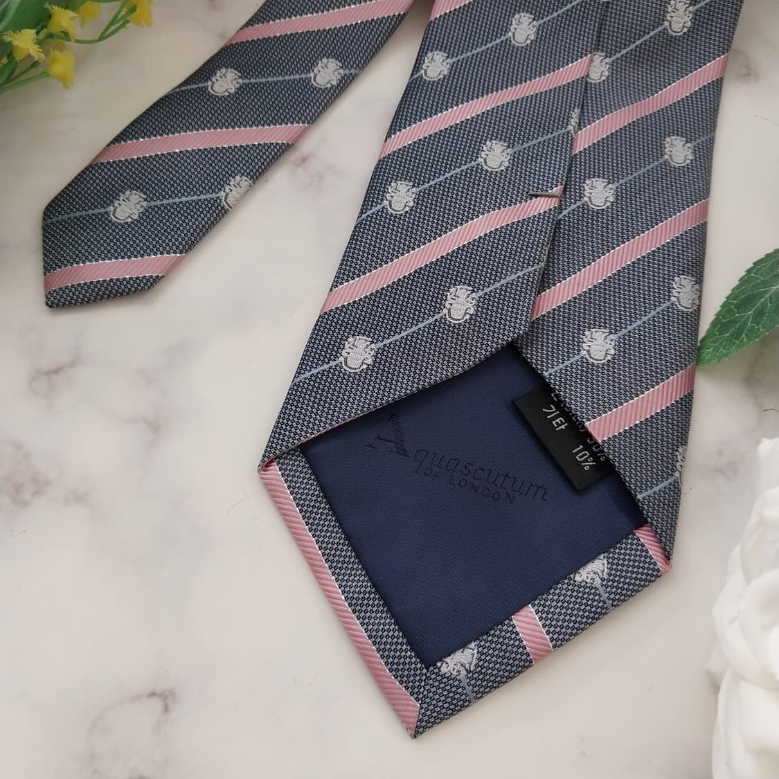 아쿠아스큐텀 실크 네이비 스트라이프 넥타이 9.3cm A+등급 K1128 상품이미지6