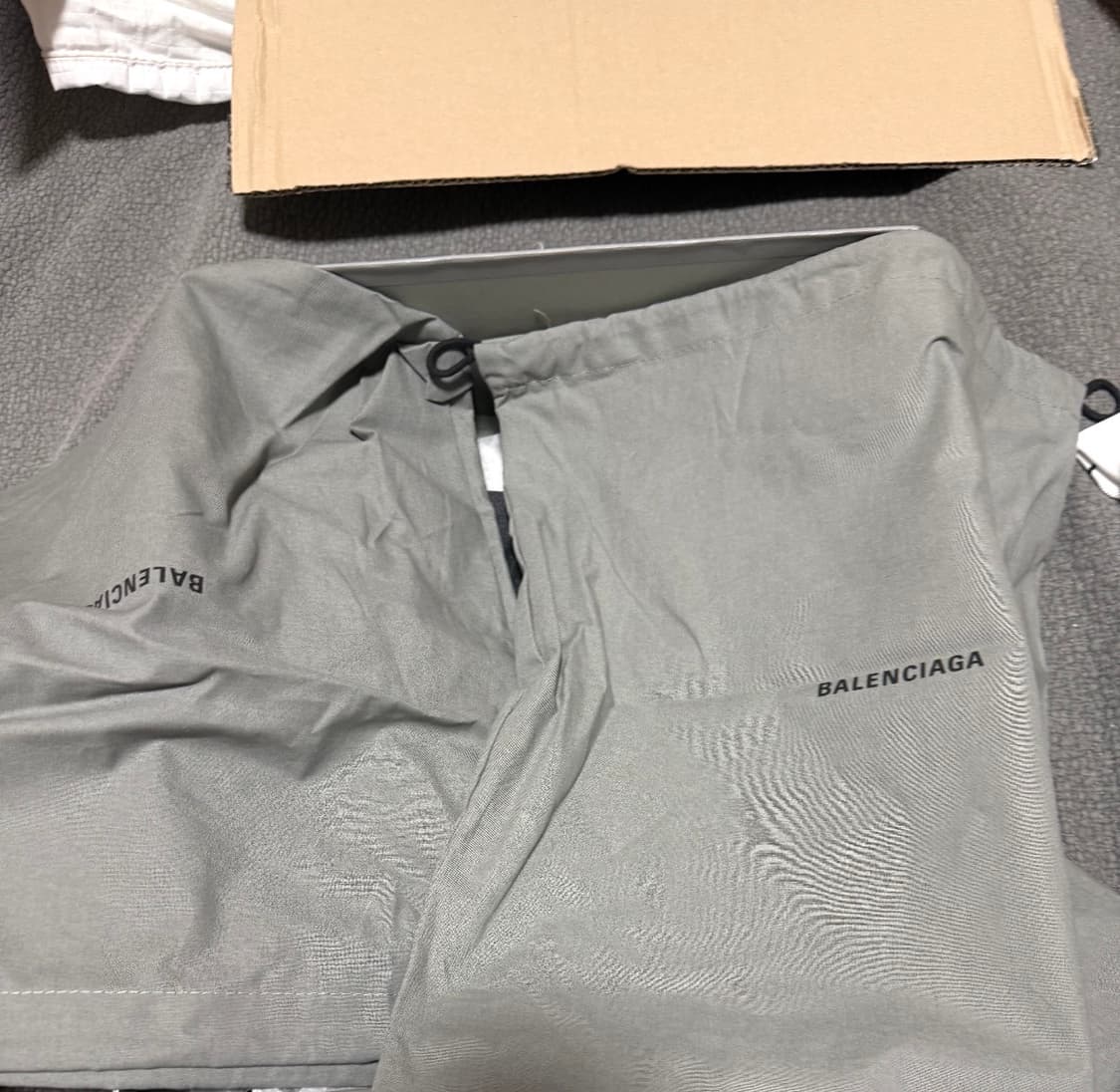 발렌시아가 컴뱃 스트라이크 20mm 부츠 블랙 상품이미지6