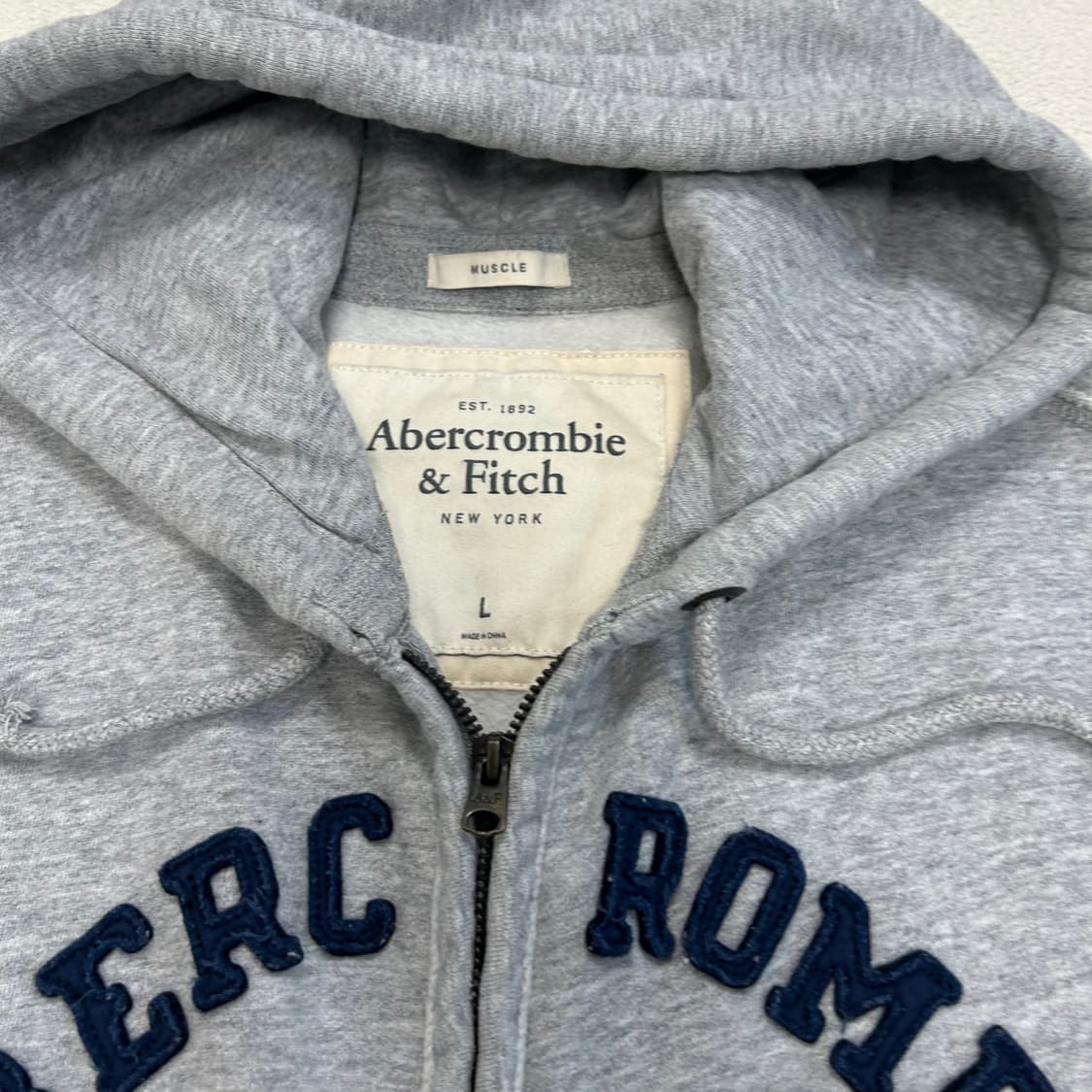 Abercrombie gray hood zip-up 상품이미지6