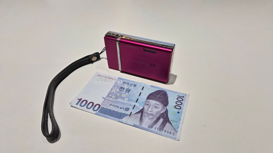 작례O 뉴진스 민지 디카 후지필름 파인픽스 z5 fd 디지털카메라 빈티지 상품이미지1