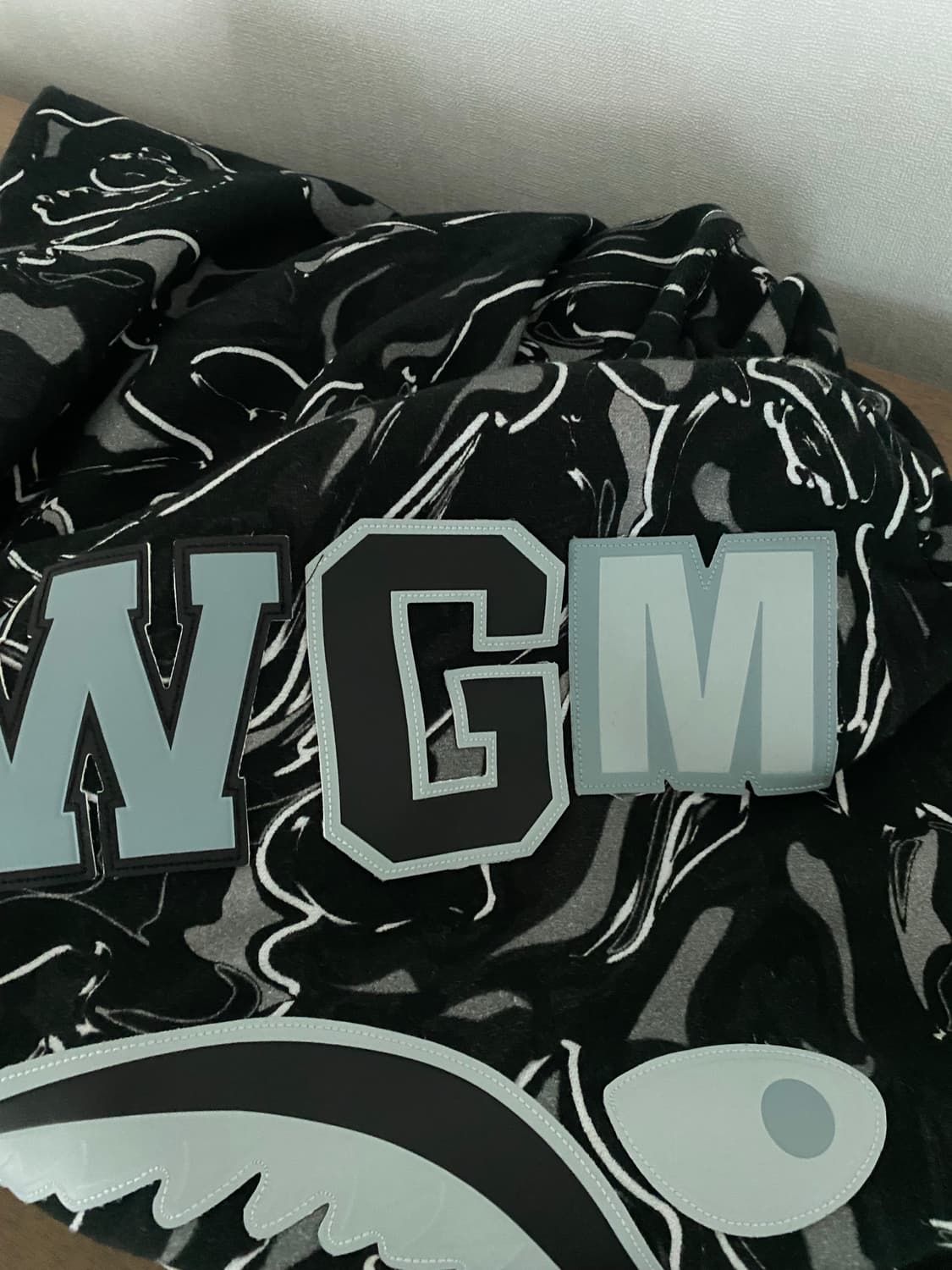 베이프 마블링카모 샤크 후드집업 상품이미지5