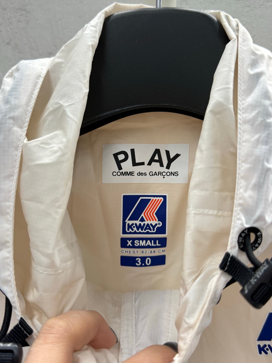 플레이 꼼데가르송 x 까웨 풀 집 자켓 화이트 XS 상품이미지4