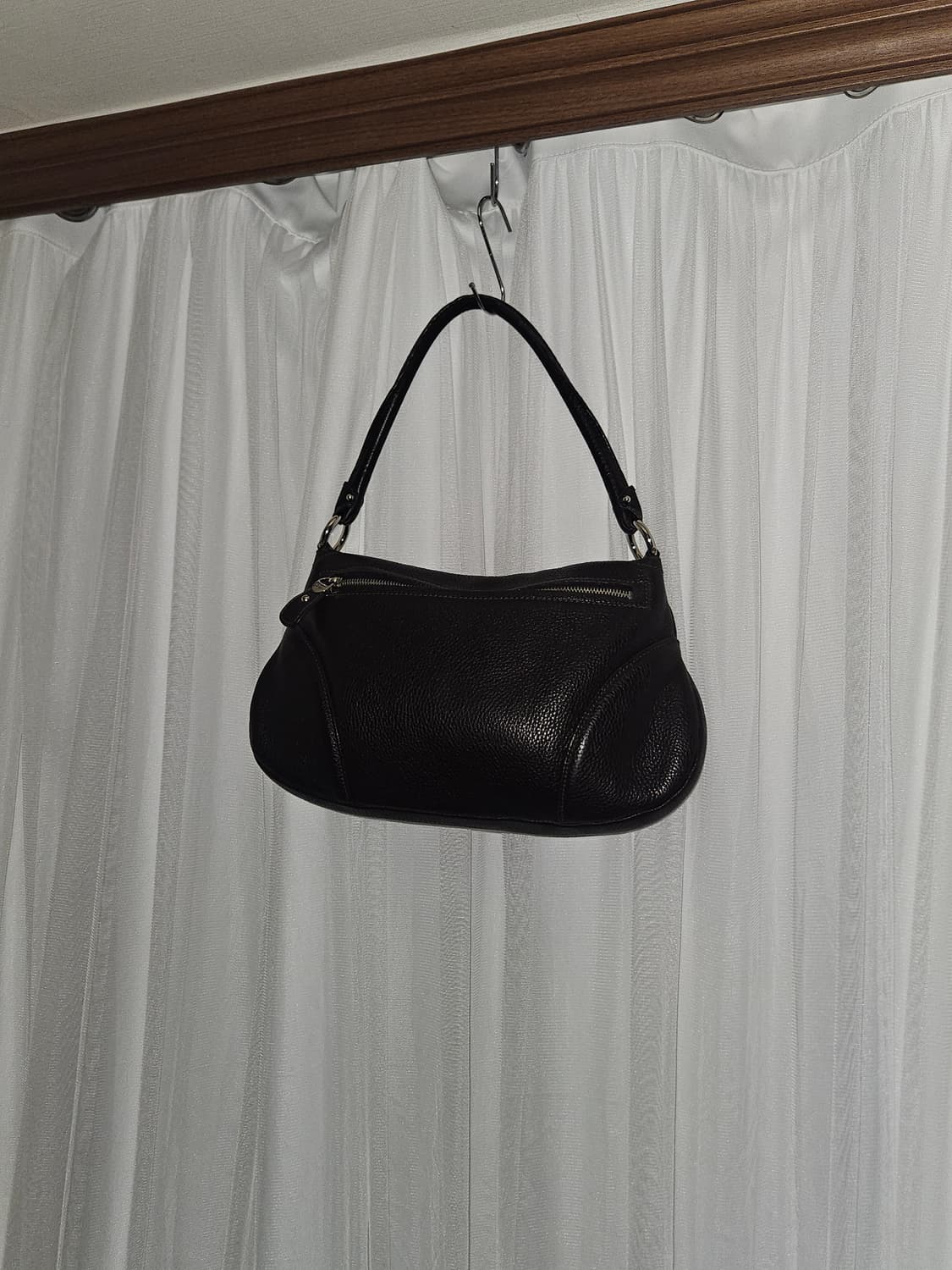 페라가모 간치니 호보백 다크브라운 상품이미지2