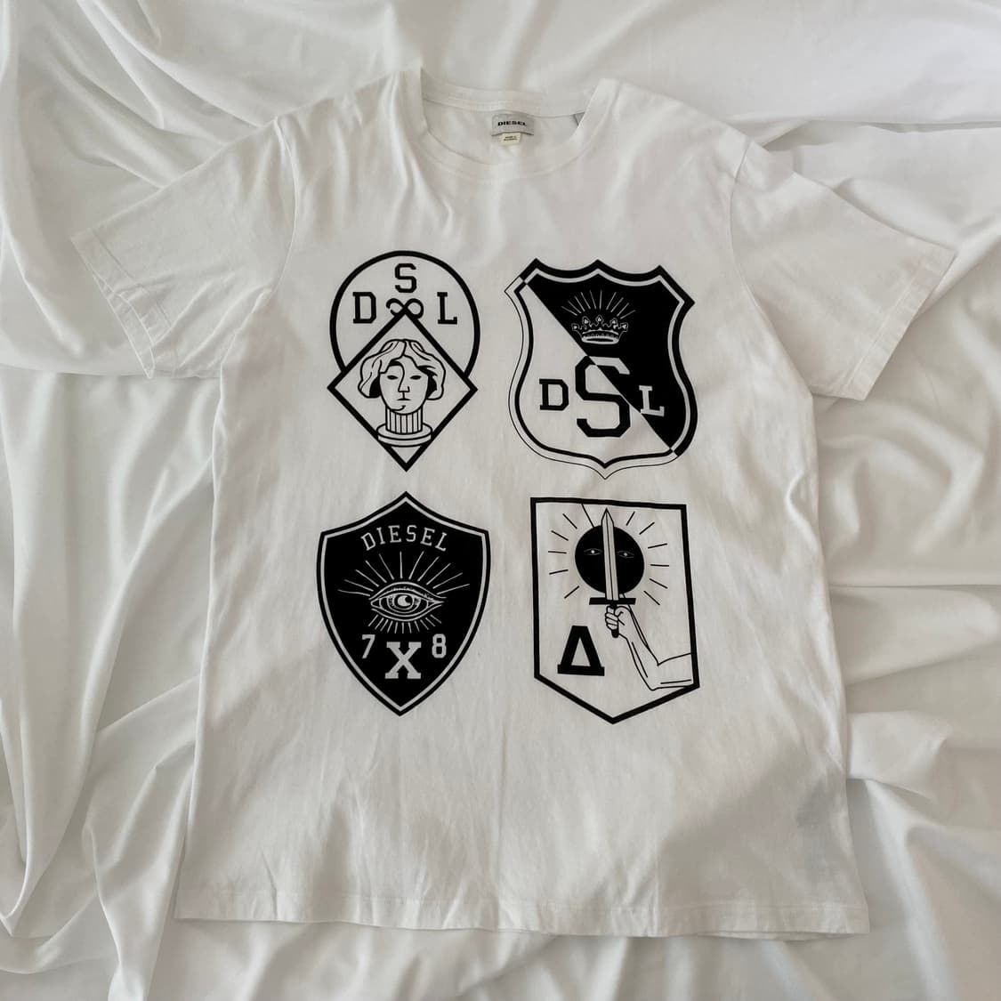 S ) 디젤반팔티 디젤프린팅반팔 A0108 상품이미지3