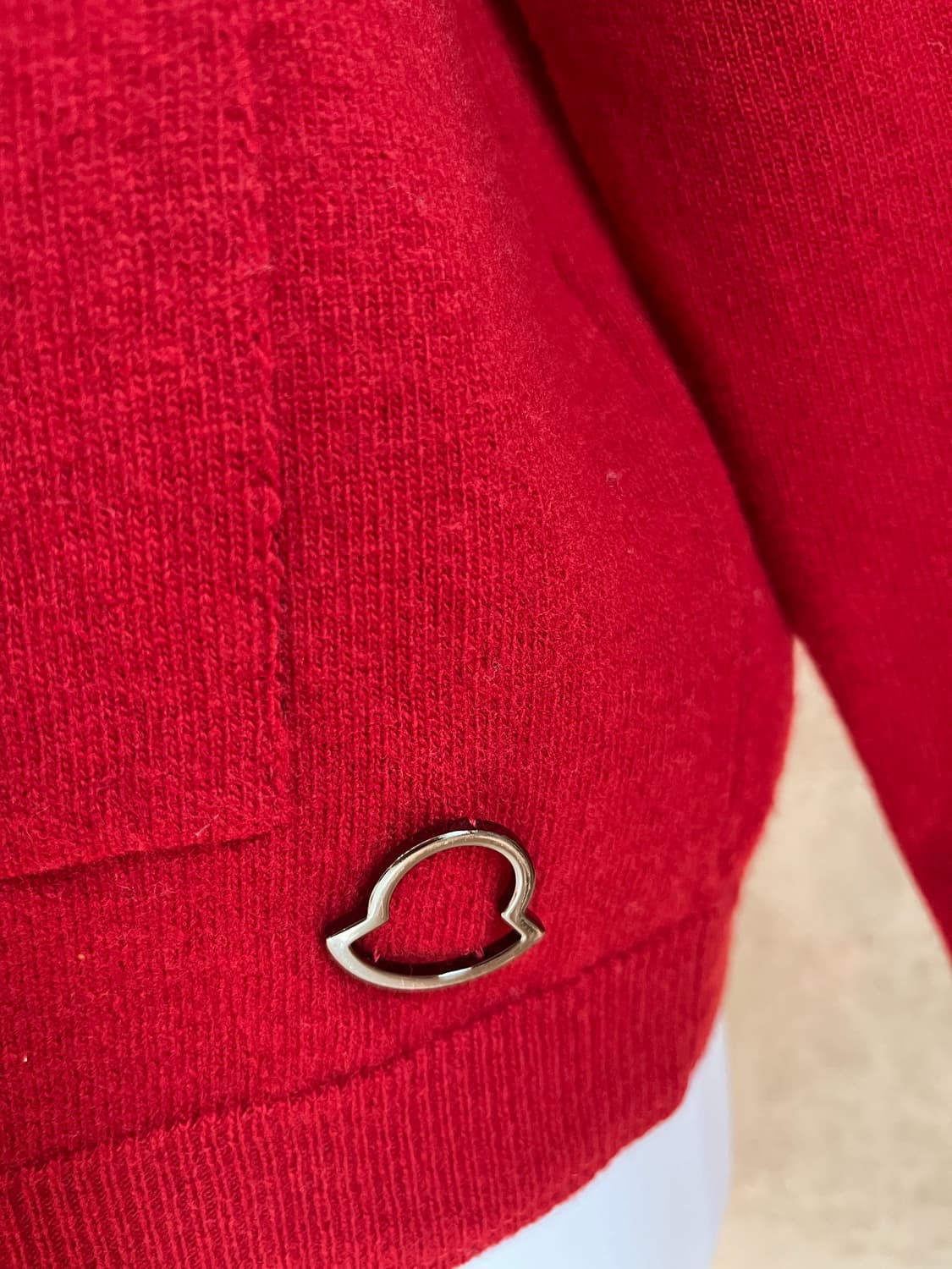 몽클레어 레드 가디건 XS 정품 상품이미지2