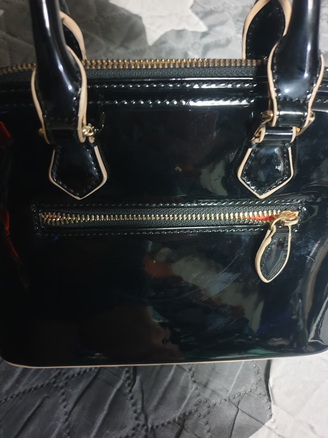 폴스부띠끄 애나멜 도트겸 크로스백 블랙 상품이미지3