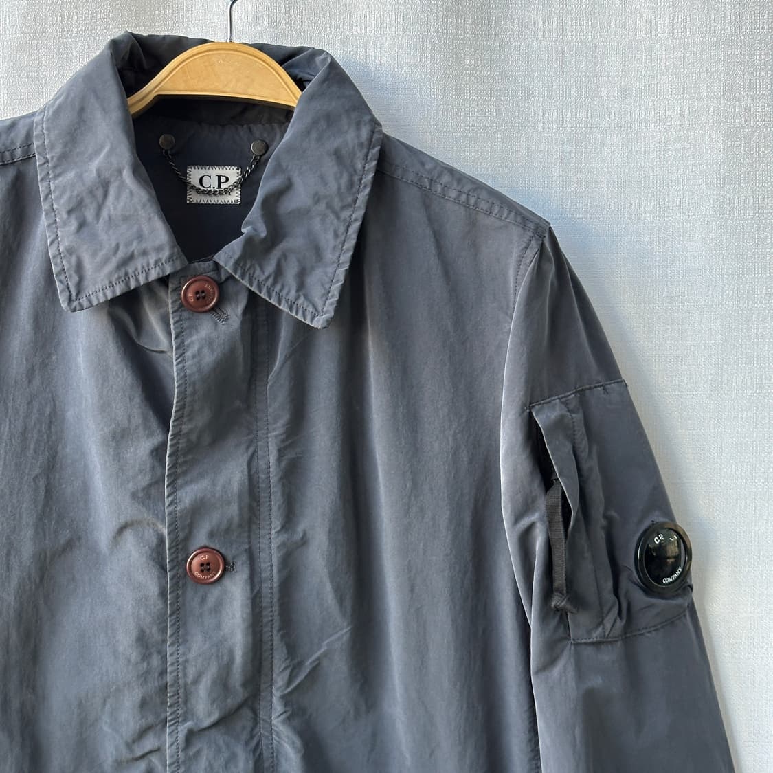 CP컴퍼니 렌즈 포켓 맥코트 그레이 95 상품이미지2