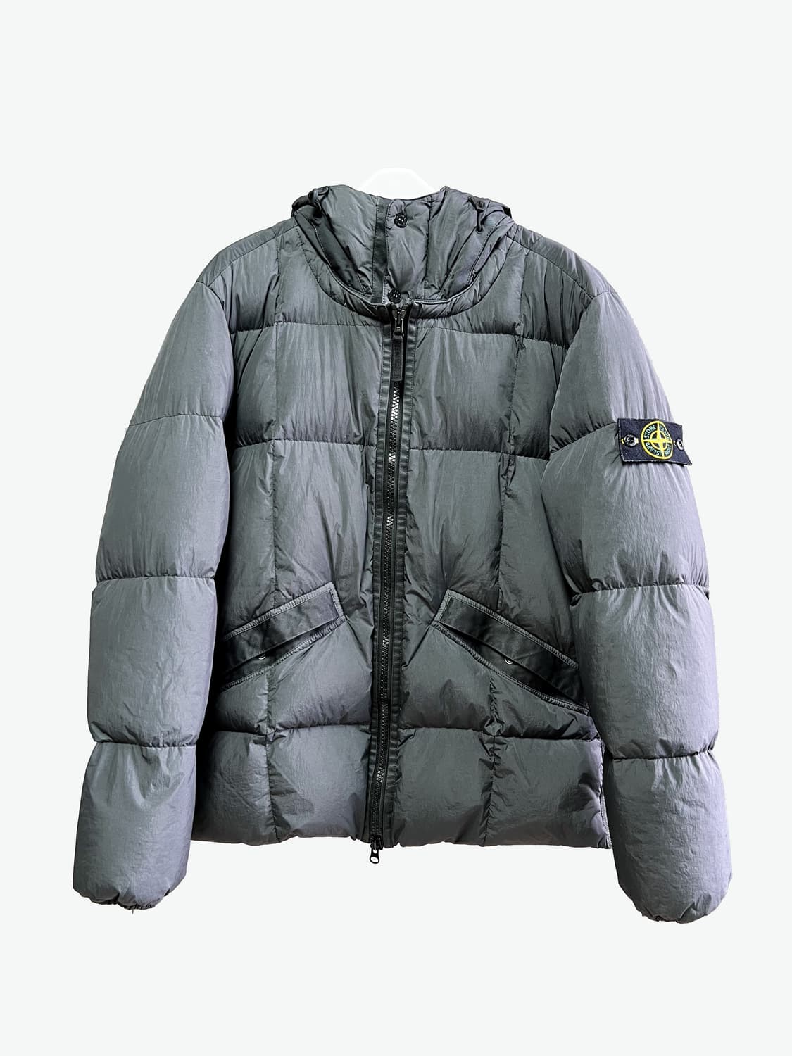 [L] 스톤아일랜드 크링클랩스 후드 패딩 상품이미지1