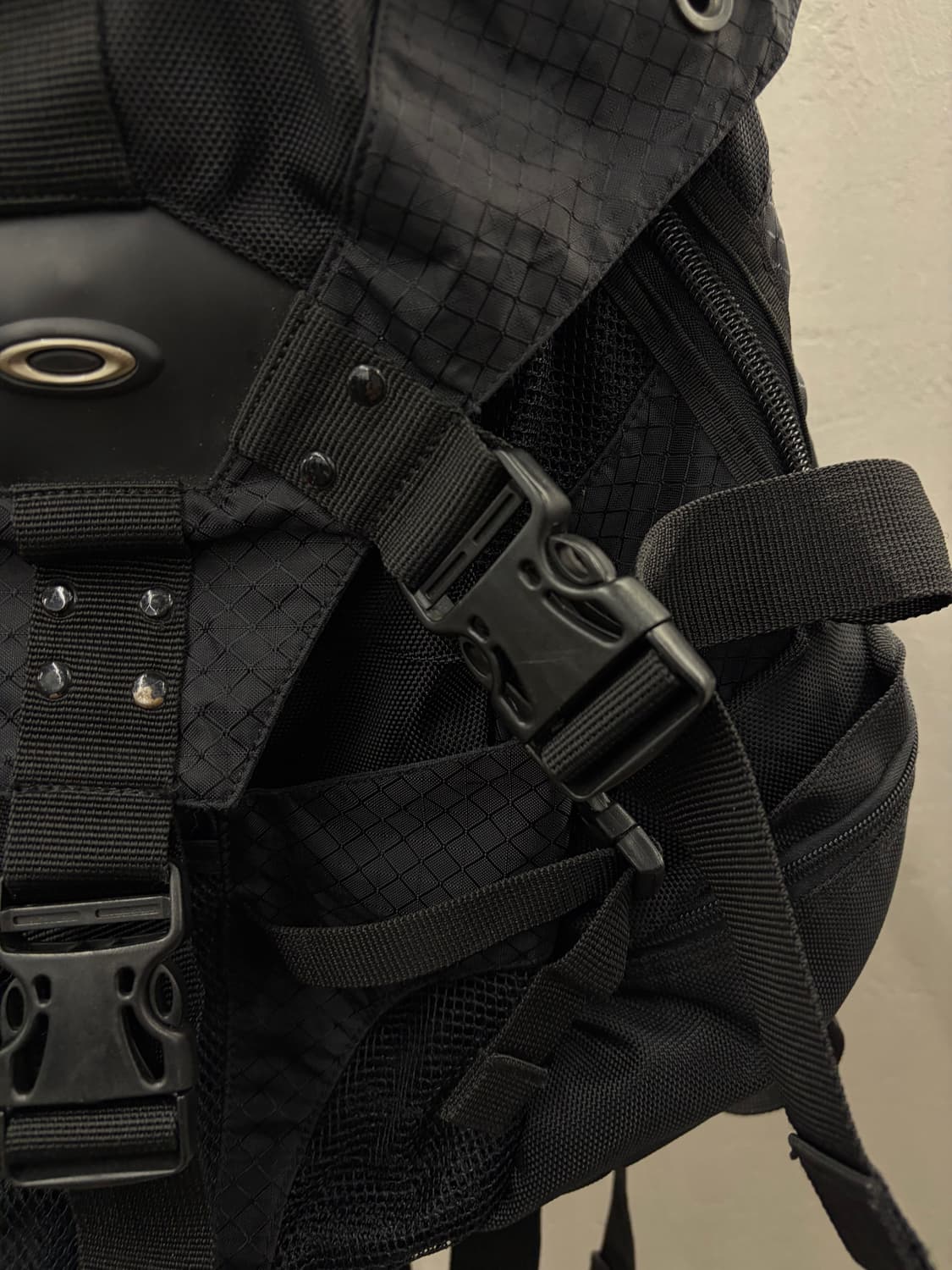 Oakley icon backpack black 상품이미지4