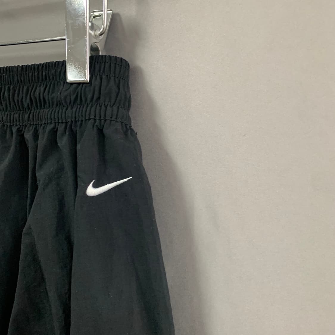 S 나이키 여성 미드라이즈드 나일론 빅스우시 조거팬츠 상품이미지4