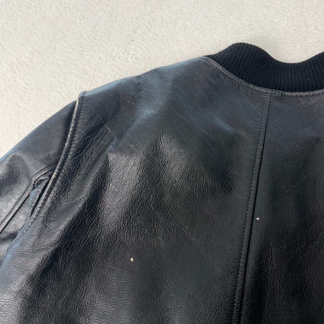 A.P.C 카프스킨 레더자켓  상품이미지6