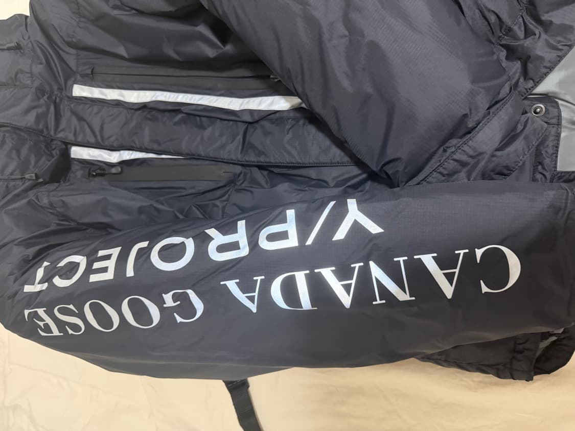 캐나다구스 와이프로젝트패딩 상품이미지8