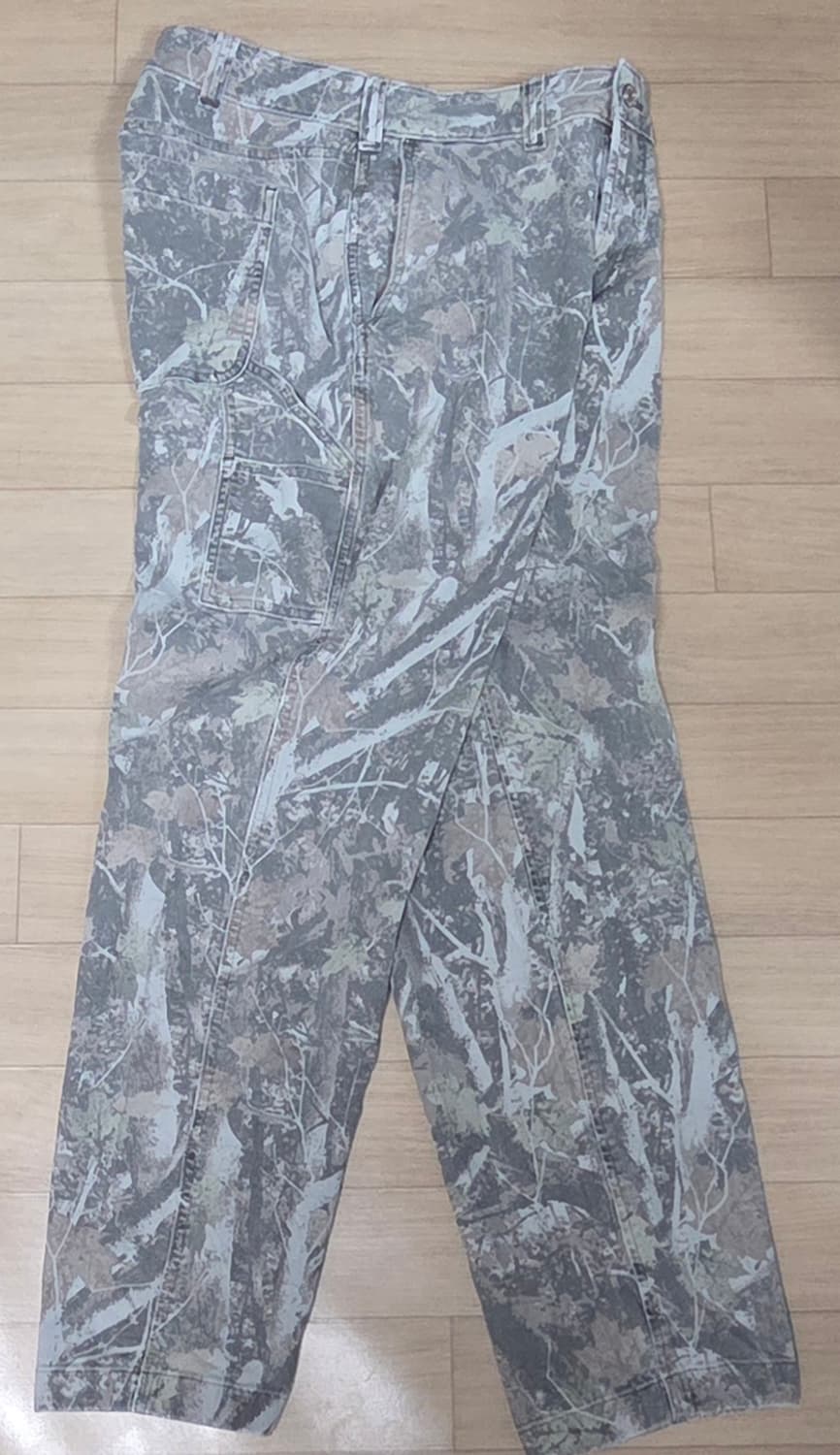 아베크롬비 카모패턴 카펜터팬츠 판매합니다 상품이미지3