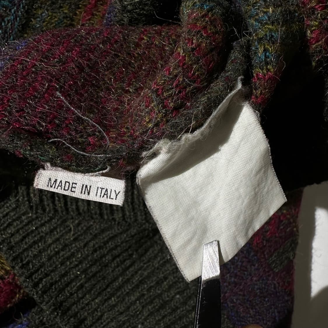 입생로랑 패턴 라운드 니트 상품이미지7